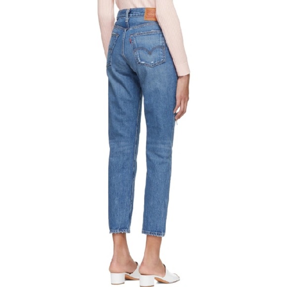 Levi’s Wedgie Icon Fit High Rise Straight Distressed Jeans - Picture 3 of 13